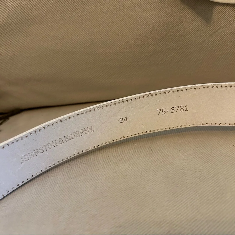Johnston and Murphy Men's White Leather Belt, EUC size 34